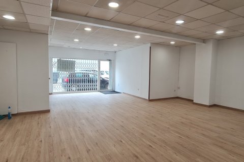 Аренда коммерческой недвижимости в Эль Масноу, Барселона, Испания 85м2 №154280 - фото 3