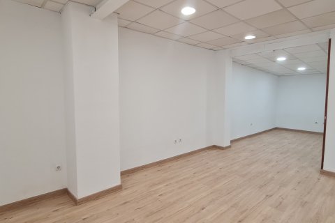 Аренда коммерческой недвижимости в Эль Масноу, Барселона, Испания 85м2 №154280 - фото 8