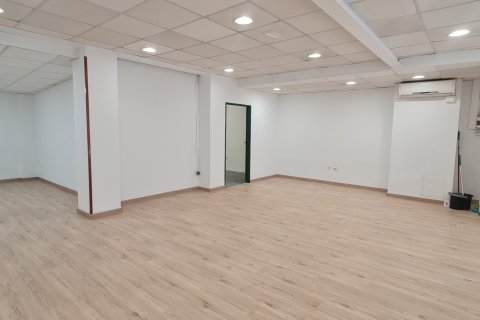 Kommersiell fastighet i El Masnou, Barcelona, Spanien 85 kvm. Nr. 154280