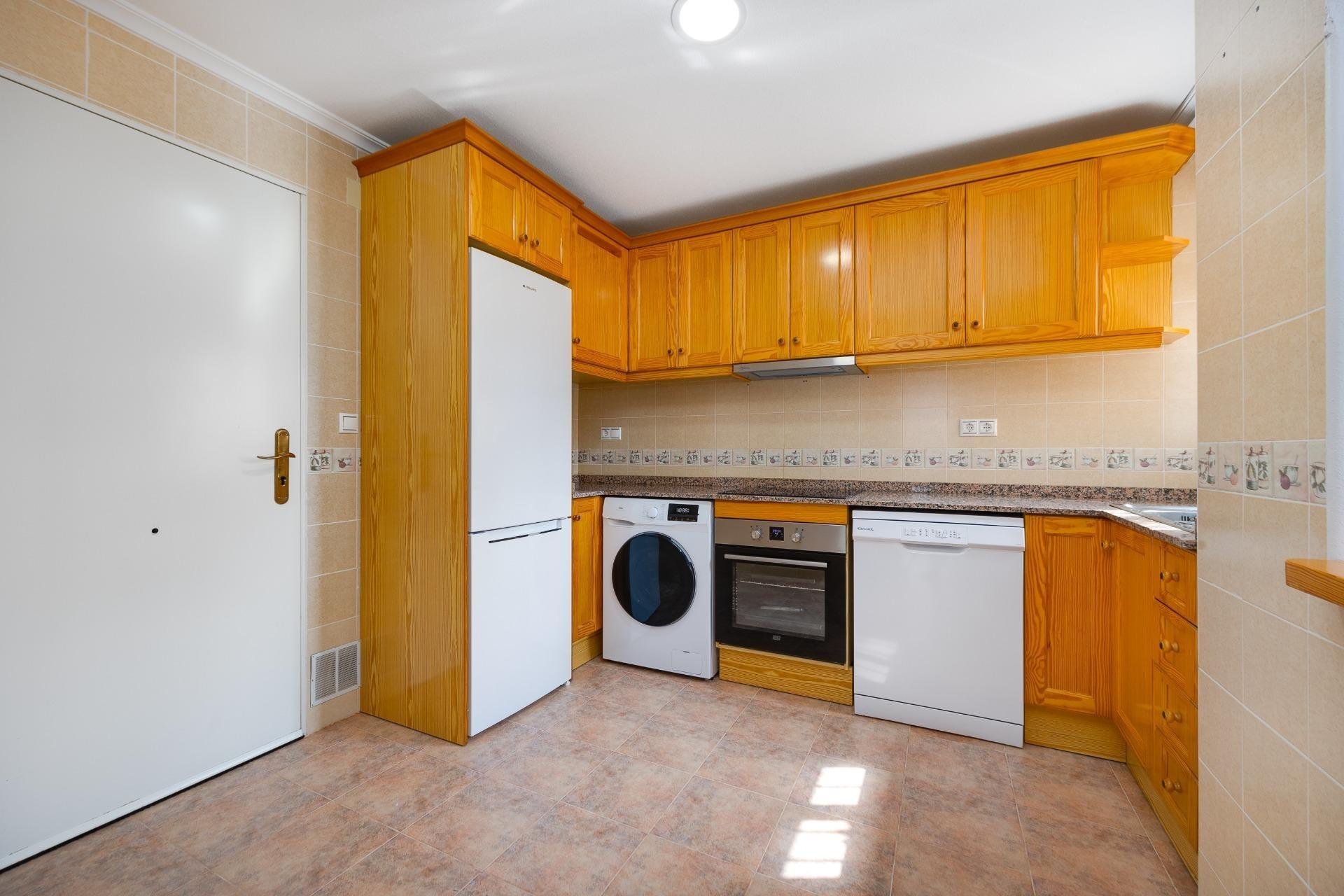 Villa a Algorfa, Alicante, Spagna 3 camere da letto, 103 mq. N° 178174