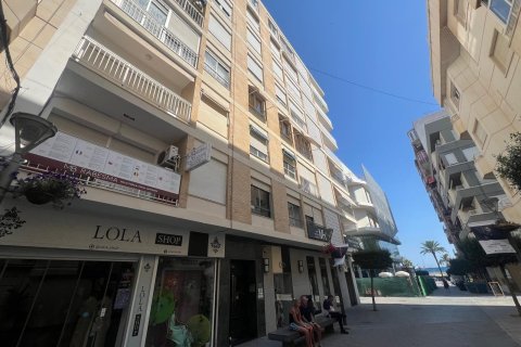 Wohnung zum Verkauf in Torrevieja, Alicante, Spanien 3 Schlafzimmer, 90 m2 Nr. 178176 - Foto 10