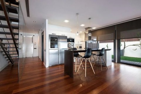 Продажа дома в Кастельдефельс, Барселона, Испания 4 спальни,  №140857 - фото 10