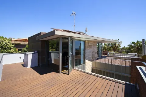 Talo myytävänä Castelldefels, Barcelona, Espanja, 4 makuuhuonetta,  No. 140856 - kuva 15