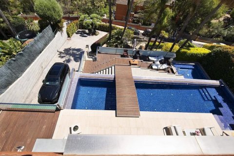 Talo myytävänä Castelldefels, Barcelona, Espanja, 4 makuuhuonetta,  No. 140856 - kuva 2