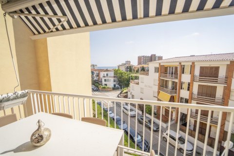 Apartment for sale in Coma-Ruga, Tarragona, Spain 3 bedrooms, No. 140861 - photo 1