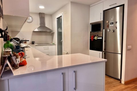 Продажа квартиры в Барселона, Испания 4 спальни, №140862 - фото 3