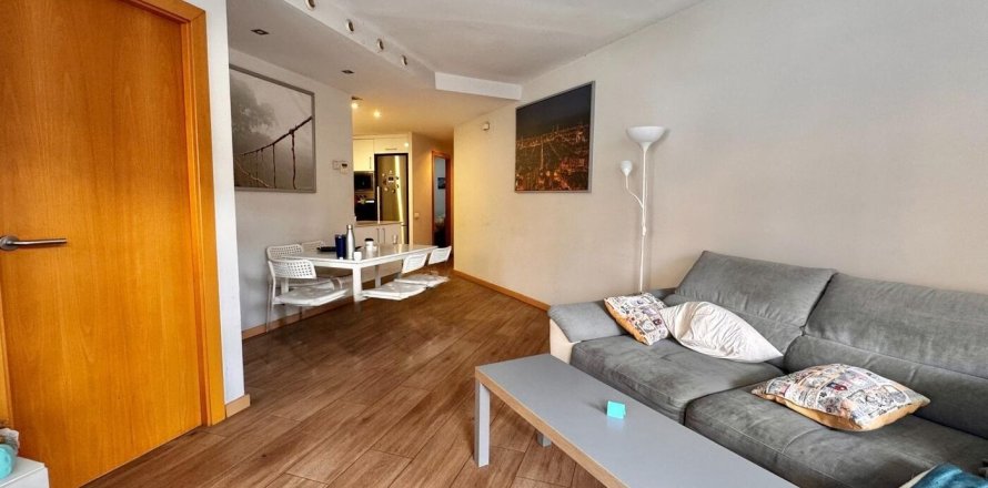 Квартира в Барселона, Испания 4 спальни, №140862