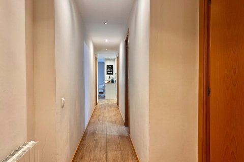 Продажа квартиры в Барселона, Испания 4 спальни, №140862 - фото 4