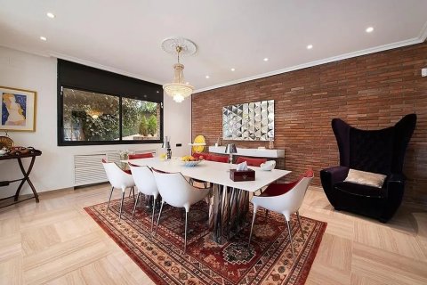 Сasa en venta en Castelldefels, Barcelona, España 5 dormitorios, No. 140858 - foto 8