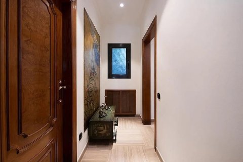 Сasa en venta en Castelldefels, Barcelona, España 5 dormitorios, No. 140858 - foto 13