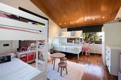 Сasa en venta en Castelldefels, Barcelona, España 5 dormitorios, No. 140858 - foto 16