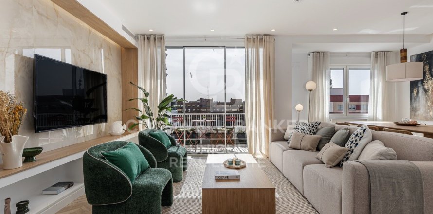 Huoneisto Madrid, Espanja 4 makuuhuonetta, 254 m2 No. 178396