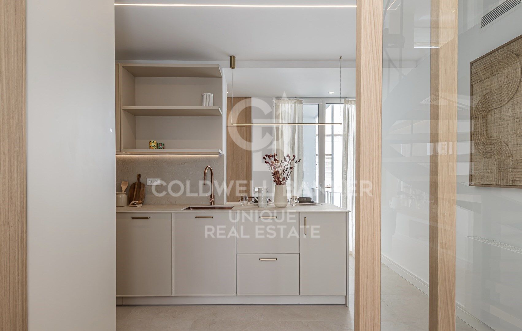 Appartamento a Madrid, Spagna 4 camere da letto, 254 mq. N° 178396