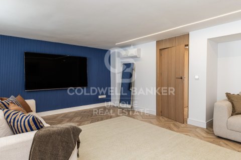 Huoneisto myytävänä Madrid, Espanja, 4 makuuhuonetta, 254 m2 No. 178396 - kuva 15