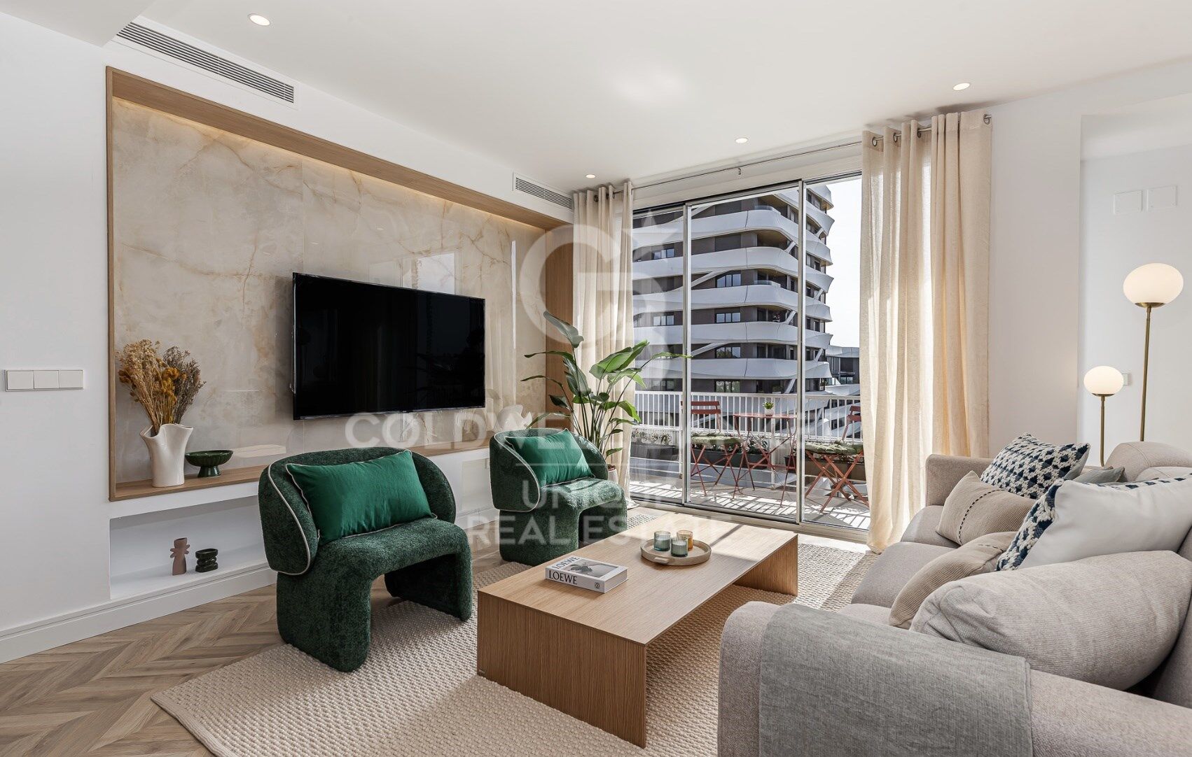 Appartamento a Madrid, Spagna 4 camere da letto, 254 mq. N° 178396