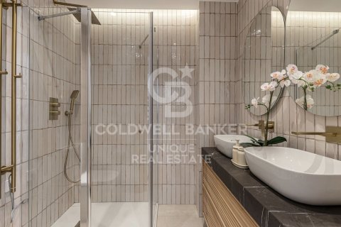 Huoneisto myytävänä Madrid, Espanja, 4 makuuhuonetta, 254 m2 No. 178396 - kuva 13