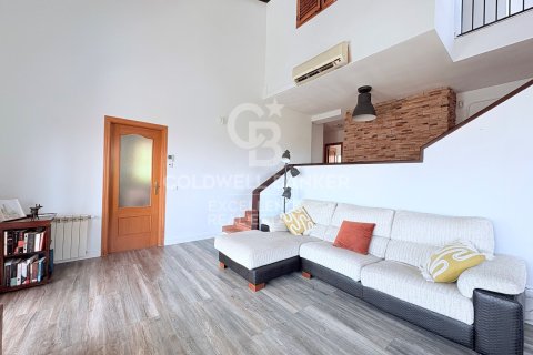 Huvila myytävänä Chiva, Valencia, Espanja, 5 makuuhuonetta, 350 m2 No. 178390 - kuva 15