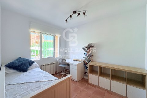 Huvila myytävänä Chiva, Valencia, Espanja, 5 makuuhuonetta, 350 m2 No. 178390 - kuva 26