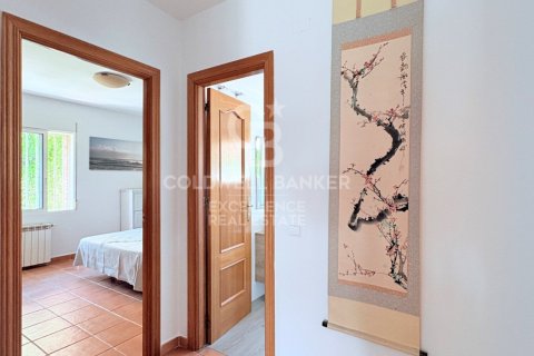 Huvila myytävänä Chiva, Valencia, Espanja, 5 makuuhuonetta, 350 m2 No. 178390 - kuva 25