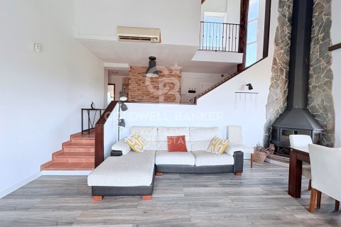 Huvila myytävänä Chiva, Valencia, Espanja, 5 makuuhuonetta, 350 m2 No. 178390 - kuva 14