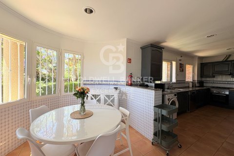 Huvila myytävänä Chiva, Valencia, Espanja, 5 makuuhuonetta, 350 m2 No. 178390 - kuva 21