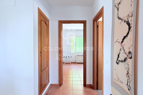 Huvila myytävänä Chiva, Valencia, Espanja, 5 makuuhuonetta, 350 m2 No. 178390 - kuva 29