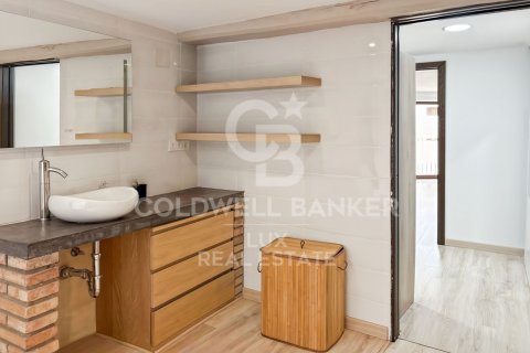 Huvila myytävänä Garriguella, Girona, Espanja, 3 makuuhuonetta, 180 m2 No. 178394 - kuva 10