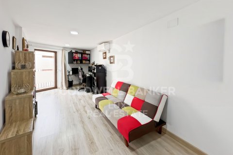 Huvila myytävänä Garriguella, Girona, Espanja, 3 makuuhuonetta, 180 m2 No. 178394 - kuva 16