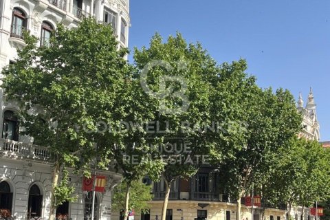 Lägenhet till salu i Madrid, Spanien 3 sovrum, 173 kvm. Nr. 178395 - foto 28