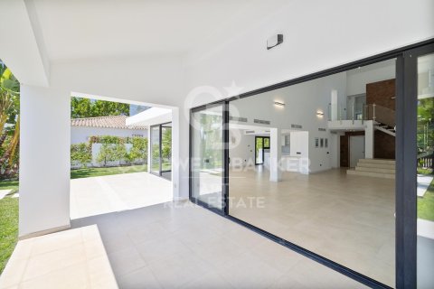 Villa till salu i Marbella, Malaga, Spanien 4 sovrum, 388 kvm. Nr. 158139 - foto 21