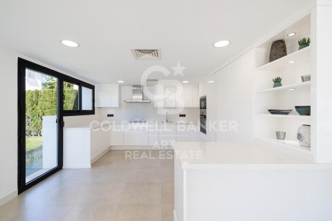 Villa till salu i Marbella, Malaga, Spanien 4 sovrum, 388 kvm. Nr. 158139 - foto 5