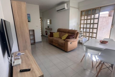 Lägenhet till salu i San Pedro del Pinatar, Murcia, Spanien 2 sovrum, 68 kvm. Nr. 185249 - foto 5