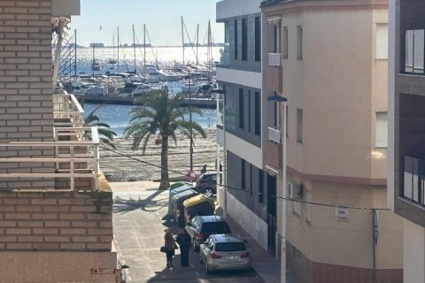 Lägenhet till salu i San Pedro del Pinatar, Murcia, Spanien 2 sovrum, 68 kvm. Nr. 185249 - foto 9