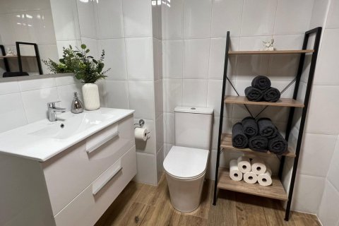 Huoneisto myytävänä Benidorm, Alicante, Espanja, 2 makuuhuonetta, 92 m2 No. 154548 - kuva 12