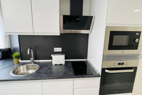 Huoneisto myytävänä Benidorm, Alicante, Espanja, 2 makuuhuonetta, 92 m2 No. 154548 - kuva 5