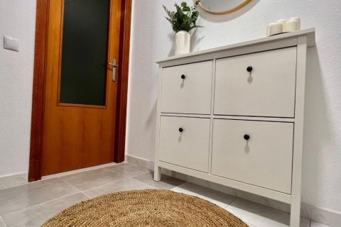 Huoneisto myytävänä Benidorm, Alicante, Espanja, 2 makuuhuonetta, 92 m2 No. 154548 - kuva 2