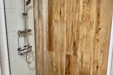 Huoneisto myytävänä Benidorm, Alicante, Espanja, 2 makuuhuonetta, 92 m2 No. 154548 - kuva 14