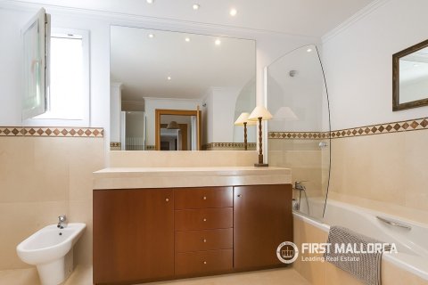 Wohnung zum Verkauf in Santa Ponsa, Mallorca, Spanien 3 Schlafzimmer, 207 m2 Nr. 142899 - Foto 13