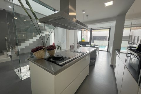 Аренда виллы в Са Побла, Майорка, Испания 4 спальни, 256м2 №147482 - фото 6