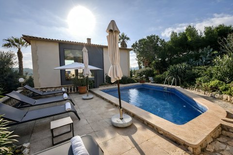 Villa a Capdepera, Mallorca, Spagna 3 camere da letto, 245 mq. N° 147484