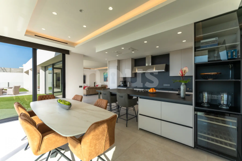Villa for sale in Tenerife, Spain 3 bedrooms, 609 sq.m. No. 147480 - photo 17