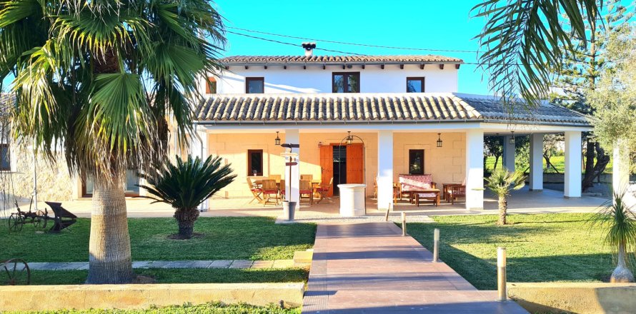 Finca Inca, Mallorca, Espanja 5 makuuhuonetta, 375 m2 No. 182699