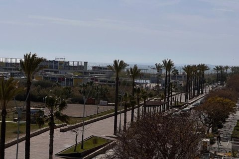 Apartamento en venta en Calafell, Tarragona, España 3 dormitorios, 90 m2 No. 168977 - foto 2