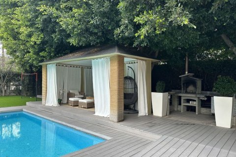 Māja pārdošanā Castelldefels, Barcelona, Spānijā 7 istabas, 642 m2 Nr. 168976 - attēls 4