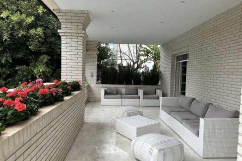 Māja pārdošanā Castelldefels, Barcelona, Spānijā 7 istabas, 642 m2 Nr. 168976 - attēls 6