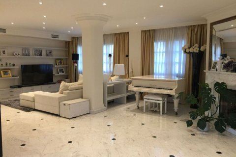 Māja pārdošanā Castelldefels, Barcelona, Spānijā 7 istabas, 642 m2 Nr. 168976 - attēls 13