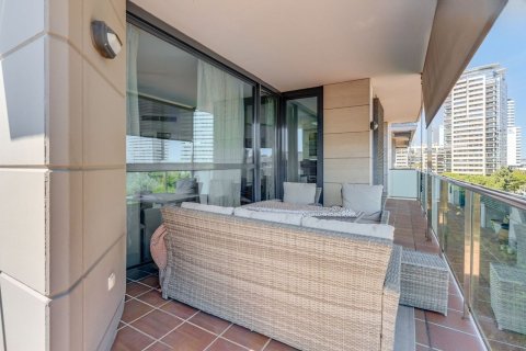 Apartamento en venta en Barcelona, España 4 dormitorios, 160 m2 No. 168974 - foto 3