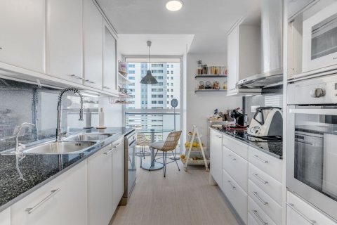 Apartamento en venta en Barcelona, España 4 dormitorios, 160 m2 No. 168974 - foto 9