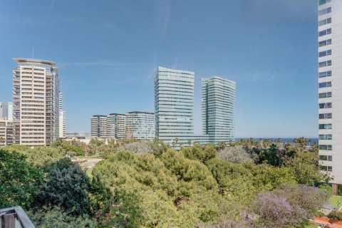 Apartamento en venta en Barcelona, España 4 dormitorios, 160 m2 No. 168974 - foto 25