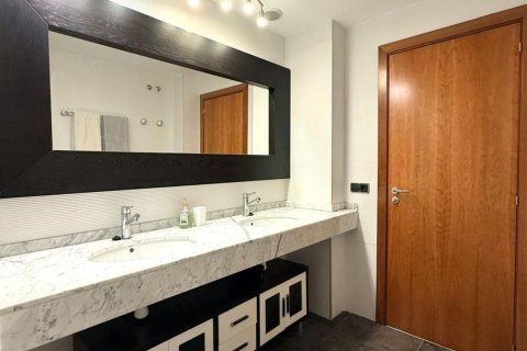 Apartamento en venta en España 3 dormitorios, 90 m2 No. 168979 - foto 16